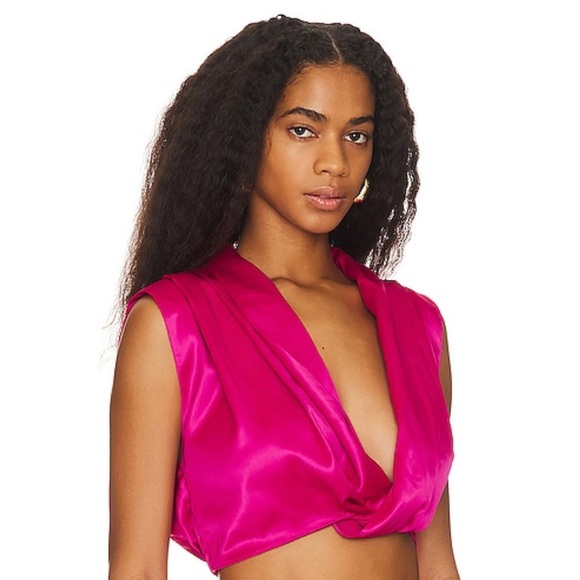 Line & Dot Lisa Top in Berry - Picture 4 of 5